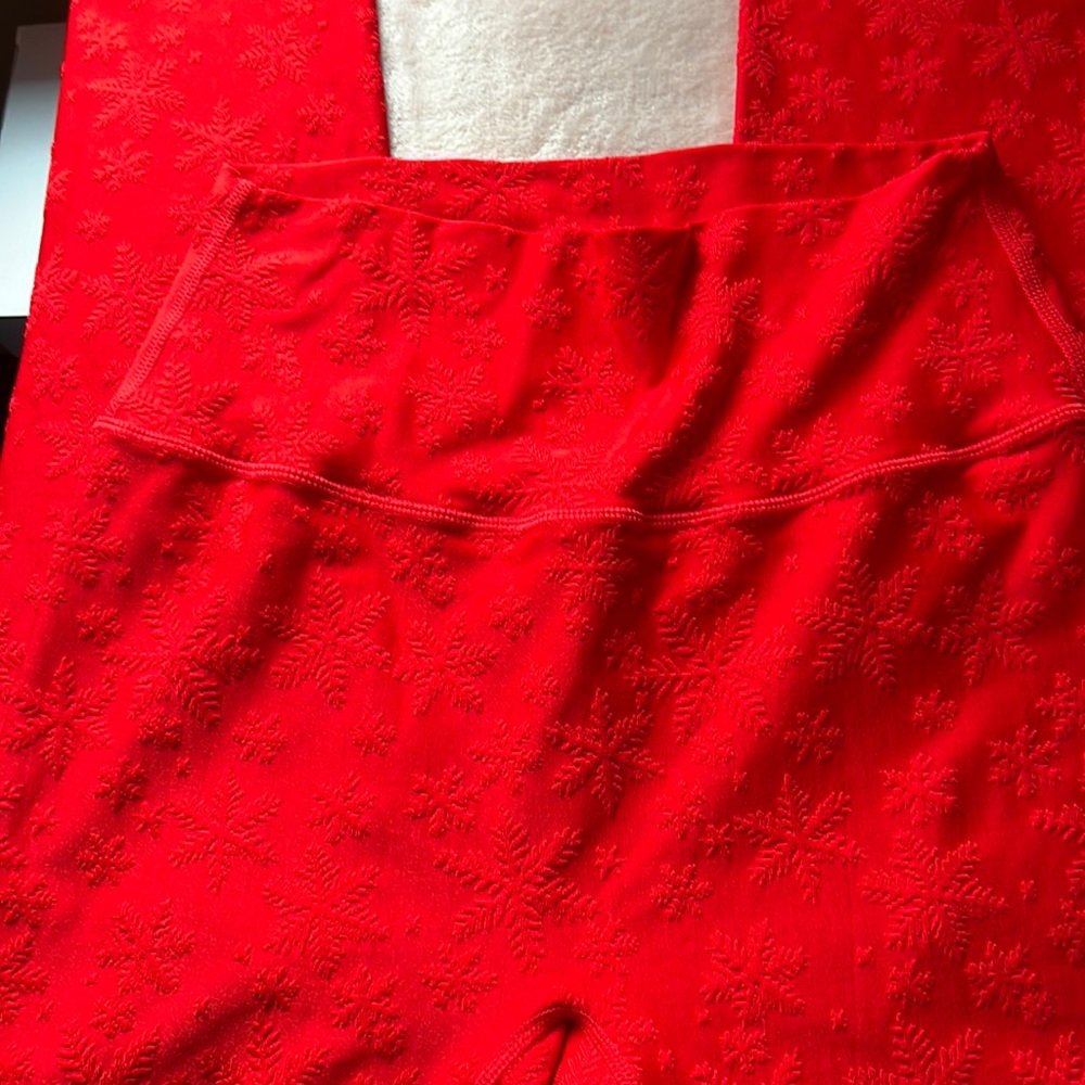 Zyia red snowflake leggings